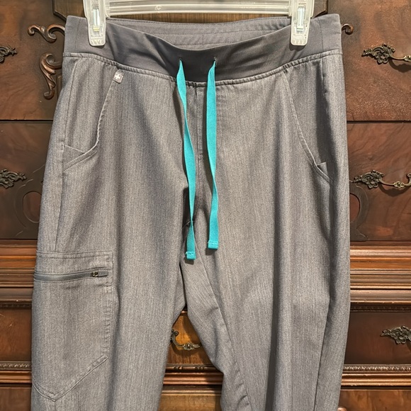 Figs Scrub pants - Picture 2 of 6